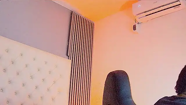 venedic bull online show from October 17, 8:44 pm