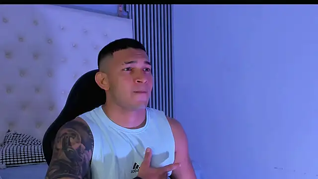 venedic bull online show from February 6, 4:17 am