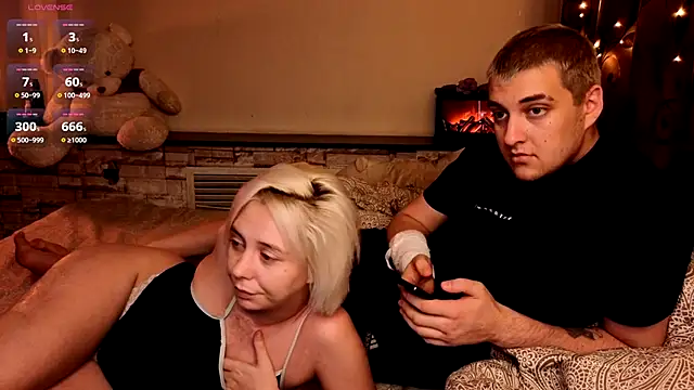 Sex Vibe couple online show from November 7, 5:02 pm