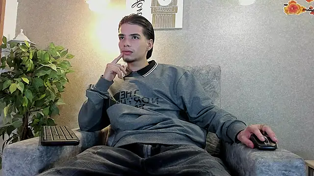 Axelwiliams online show from January 16, 11:47 am