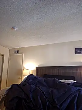 Roddog18 online show from March 22, 10:57 pm