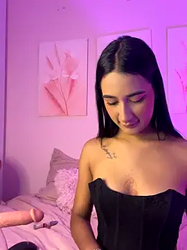 Snapshot of Nikolbrice chatting on October 8, 7:00 pm Nikolbrice online show from October 8, 7:00 pm