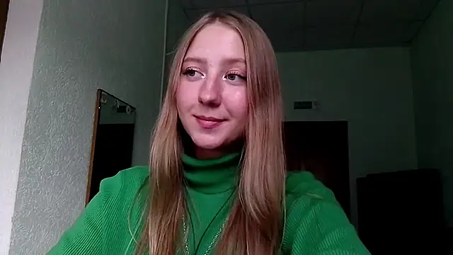 Snapshot of CarynFlaryn chatting on October 1, 11:05 am CarynFlaryn online show from October 1, 11:05 am
