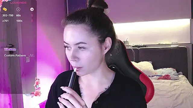 AlmaryKim online show from January 10, 8:15 pm