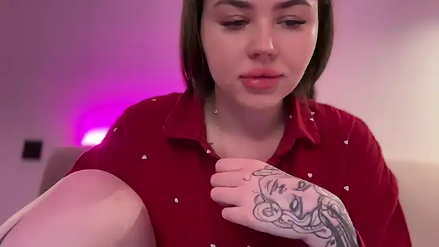 AlmaryKim online show from February 3, 6:13 pm