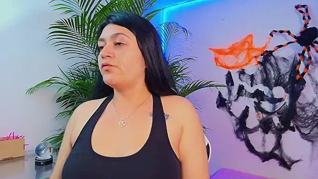 Snapshot of alejitasweet chatting on October 19, 3:29 am alejitasweet online show from October 19, 3:29 am