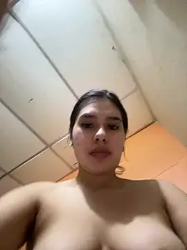 Brianna bunny05 online show from May 12, 3:25 am