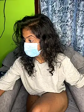 SukiyamaAsia online show from October 1, 7:20 pm