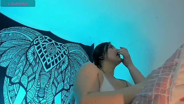 Snapshot of Anny_ferrer1 chatting on November 20, 12:00 am Anny ferrer1 online show from November 20, 12:00 am