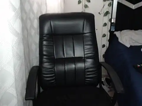 Snapshot of monster_Dickdr chatting on October 31, 3:02 pm monster Dickdr online show from October 31, 3:02 pm