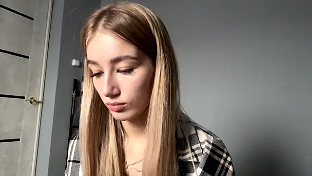 SweetCatherine online show from October 13, 6:13 am