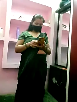 Snapshot of Bhabhi_jaan10 chatting on October 1, 4:24 pm Bhabhi jaan10 online show from October 1, 4:24 pm