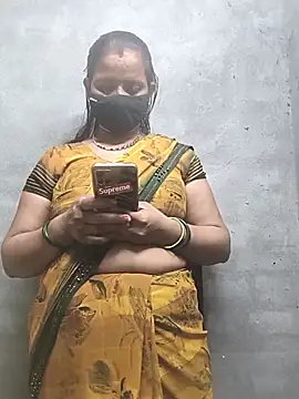 Snapshot of Bhabhi_jaan10 chatting on October 26, 4:24 pm Bhabhi jaan10 online show from October 26, 4:24 pm