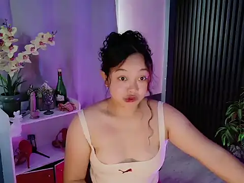 UrFavouriteCravings online show from February 17, 2:19 am