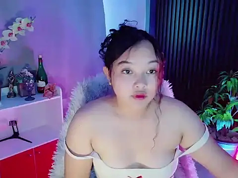 UrFavouriteCravings online show from March 5, 2:29 am