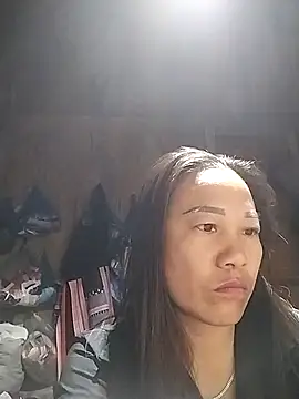 Snapshot of asakaka chatting on October 1, 10:49 pm asakaka online show from October 1, 10:49 pm