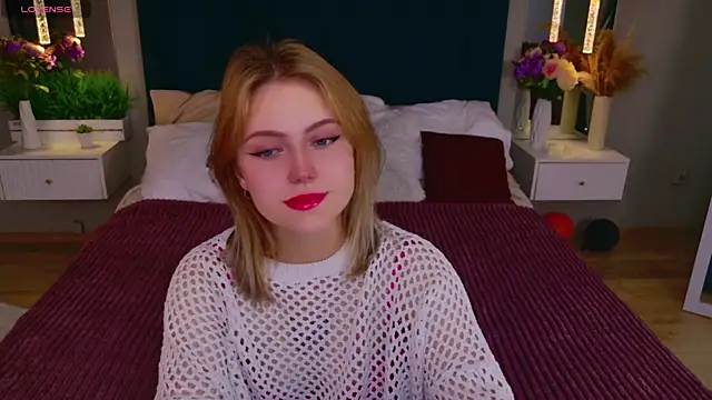 Snapshot of Stellahaart chatting on November 8, 5:07 am Stellahaart online show from November 8, 5:07 am