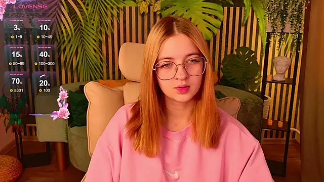 Snapshot of AmeliWhite chatting on November 30, 7:23 am AmeliWhite online show from November 30, 7:23 am