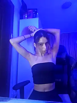 Snapshot of YuriXo chatting on November 20, 4:56 am YuriXo online show from November 20, 4:56 am