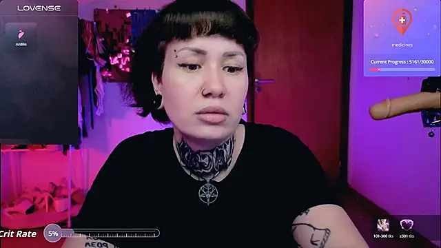 Senorita  Dakota online show from April 5, 10:29 pm