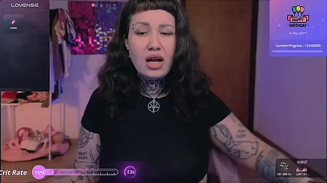 Snapshot of Senorita__Dakota chatting on July 1, 11:04 pm Senorita Dakota online show from July 1, 11:04 pm