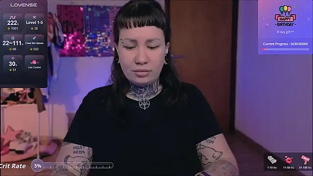 Snapshot of Senorita__Dakota chatting on July 9, 9:19 pm Senorita Dakota online show from July 9, 9:19 pm