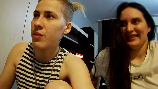 Mary 12 online show from October 16, 11:39 pm