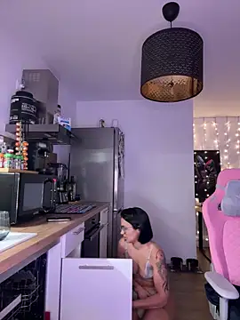 LaPetiteKim online show from March 26, 8:14 pm