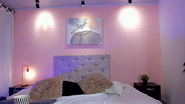 scarlettvelvet  online show from October 4, 12:25 pm