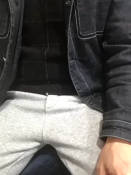 Snapshot of chougegg0214 chatting on December 20, 1:34 am chougegg0214 online show from December 20, 1:34 am