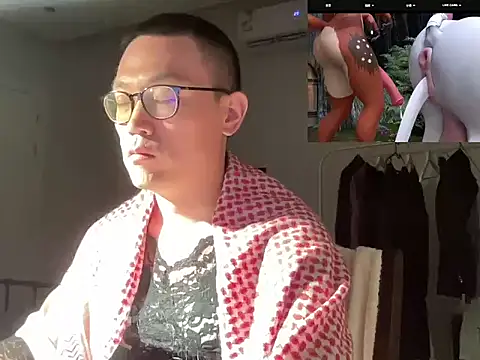 Snapshot of yewuzhibb chatting on October 16, 7:48 pm yewuzhibb online show from October 16, 7:48 pm