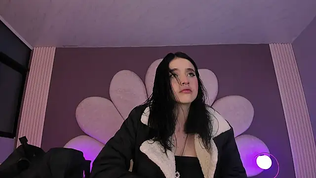 MeganR  online show from February 2, 11:09 am