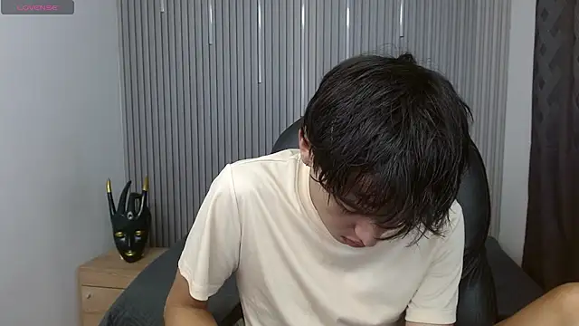 StiwenTwink online show from April 8, 1:33 pm