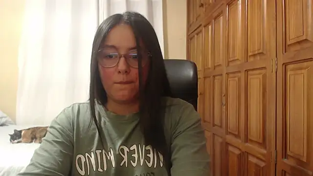Snapshot of Venus_cat_ chatting on July 30, 4:22 am Venus cat online show from July 30, 4:22 am