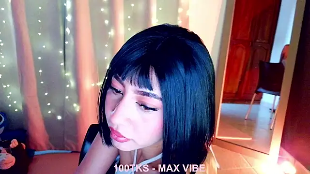 emma web  online show from March 9, 3:38 pm