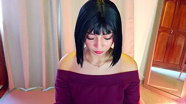 emma web  online show from March 21, 3:15 pm