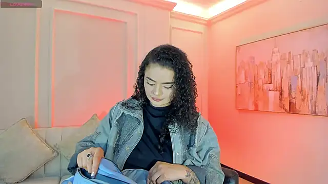 KylieJenkins online show from April 9, 11:15 am