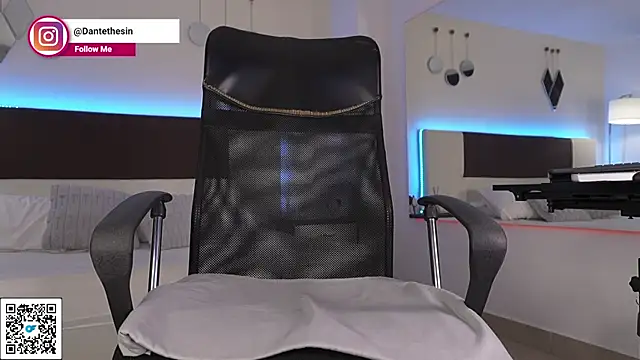 DanteeStone online show from February 17, 6:47 pm