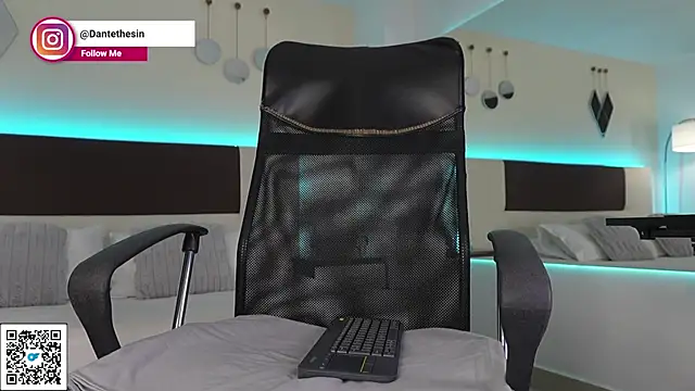 DanteeStone online show from February 21, 3:13 pm