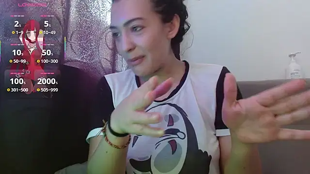Snapshot of JuliethaFox chatting on July 23, 5:44 pm JuliethaFox online show from July 23, 5:44 pm