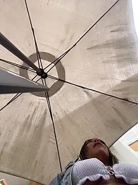 Snapshot of Ada_Pink chatting on December 4, 5:10 pm Ada Pink online show from December 4, 5:10 pm