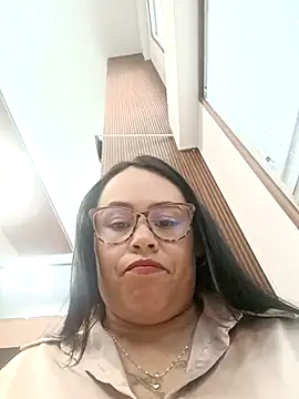 Italia 12 online show from November 19, 2:50 pm