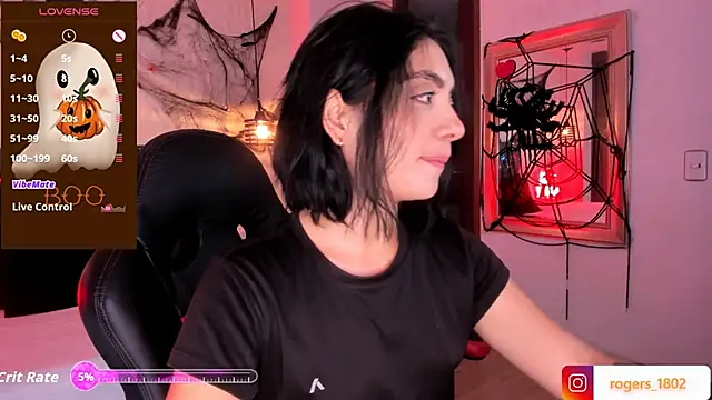 Snapshot of isaa_dl chatting on October 15, 8:42 pm isaa dl online show from October 15, 8:42 pm