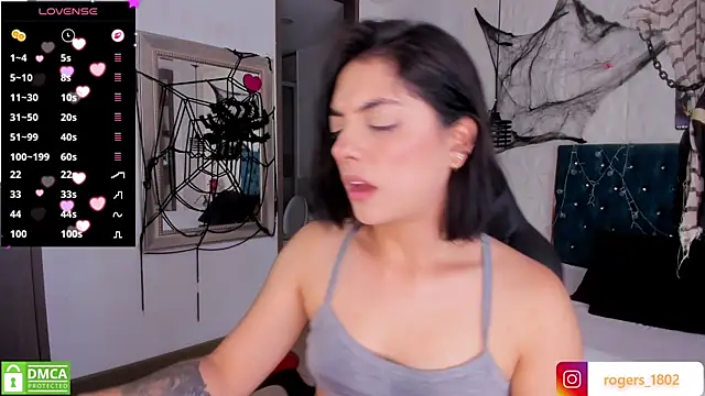 Snapshot of isaa_dl chatting on October 28, 5:37 pm isaa dl online show from October 28, 5:37 pm