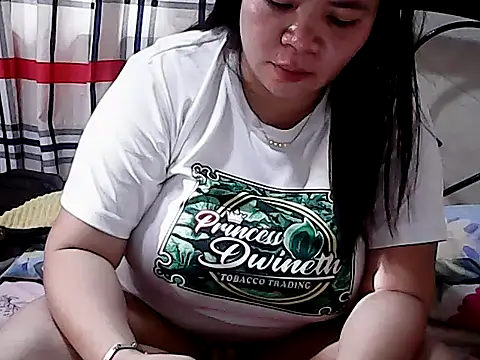 HornyPussie69 online show from March 1, 11:51 pm