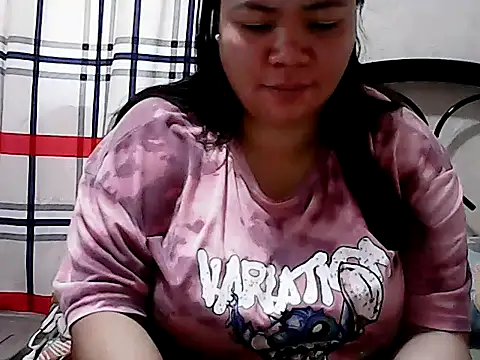 HornyPussie69 online show from March 30, 11:50 pm