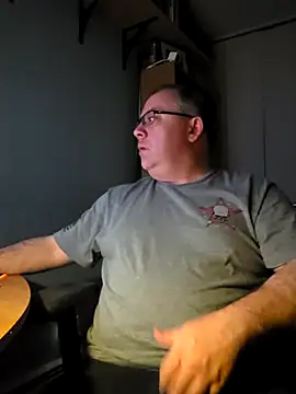Iceman69696 online show from May 16, 3:47 am