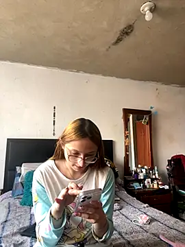 imariahot online show from October 7, 2:47 pm