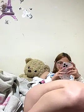 imariahot online show from October 10, 1:15 am