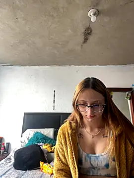 imariahot online show from October 16, 1:56 pm